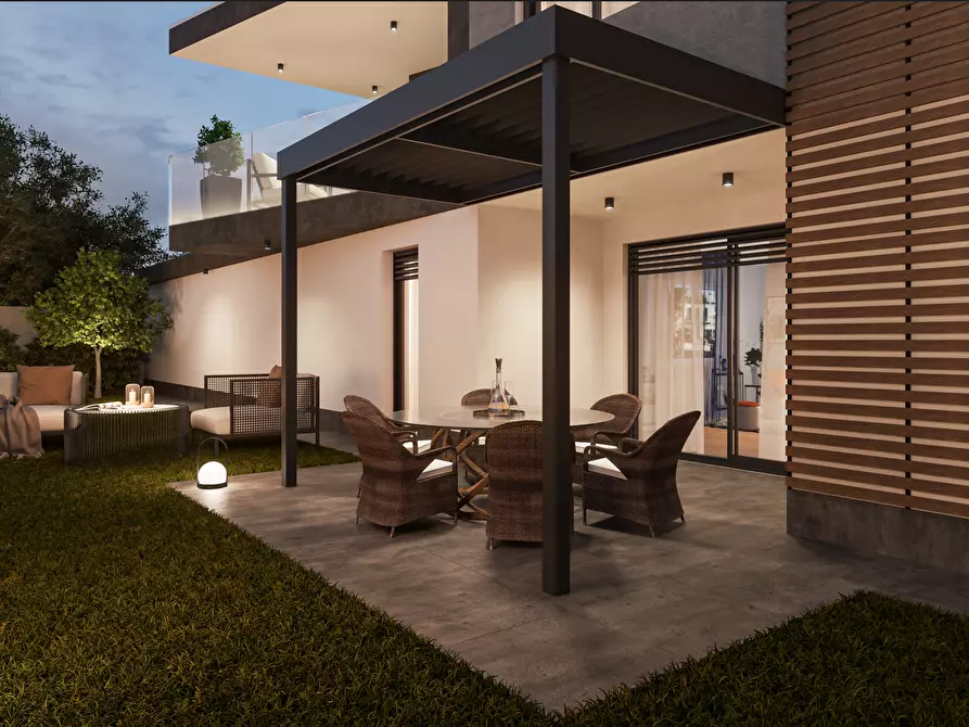 Immagine 10 di Trilocale in vendita  in Via Ciro Menotti 9 a Carate Brianza