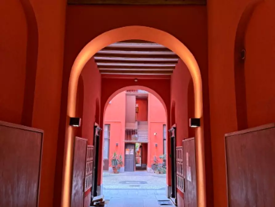 Immagine 32 di Trilocale in vendita  in Via Paolo Frisi 8 a Milano