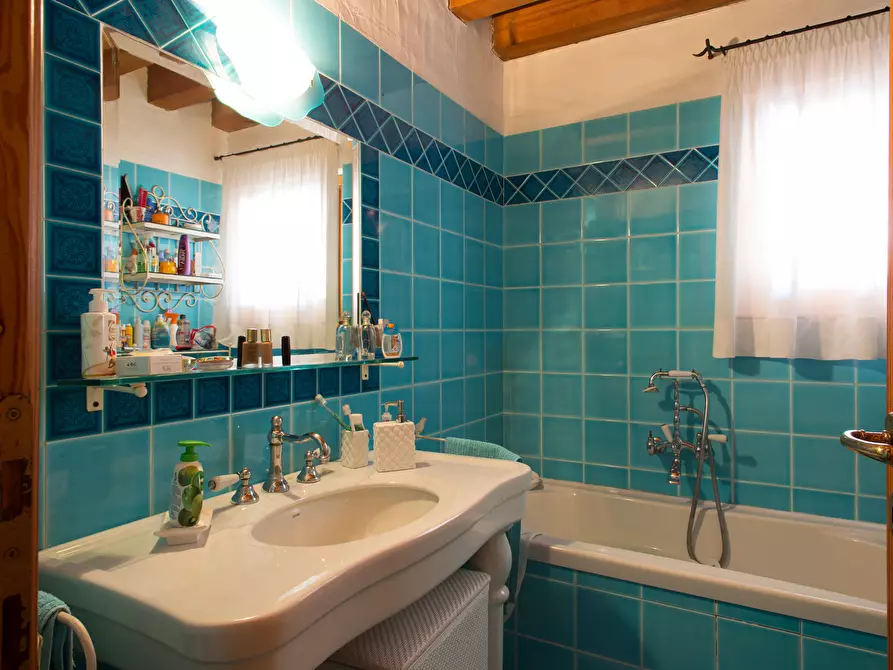 Immagine 54 di Villa in vendita  in Via Andrea Campesi 1 a Olbia