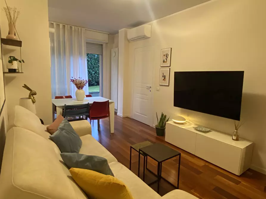 Immagine 14 di Bilocale in vendita  in Via Terracina 1 a Milano