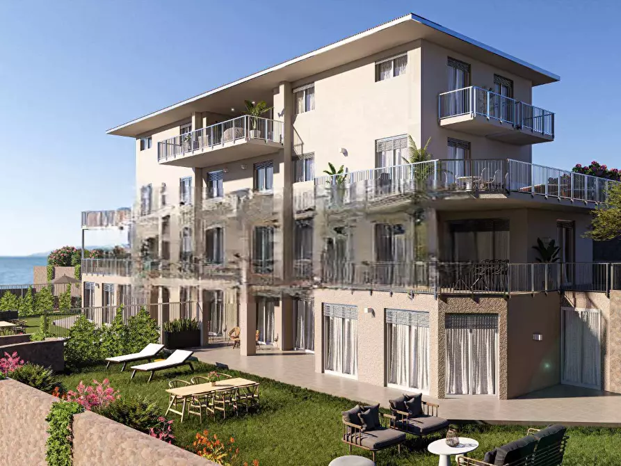 Immagine 1 di Trilocale in vendita  in Via Carlo 433 a San Remo