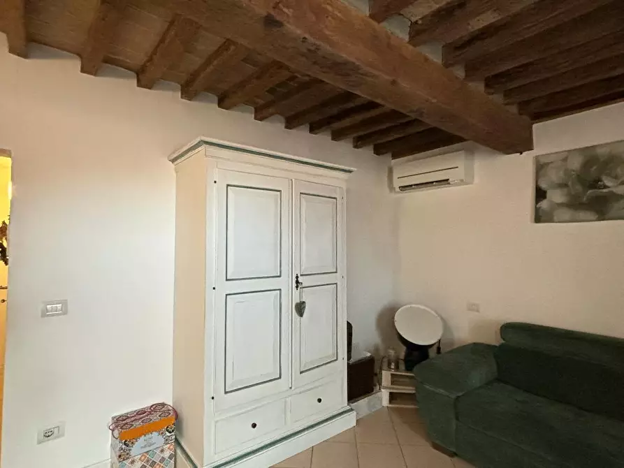 Immagine 7 di Appartamento in vendita  a Varano De' Melegari