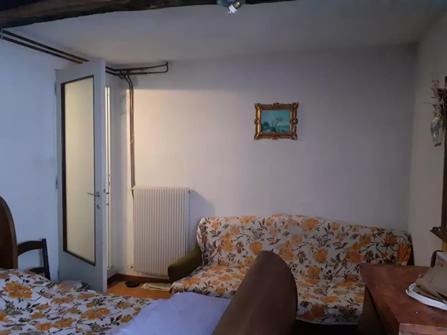 Immagine 9 di Terratetto in vendita  a Terenzo