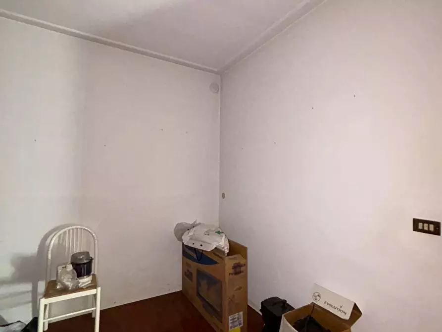 Immagine 49 di Casa trifamiliare in vendita  a Varano De' Melegari