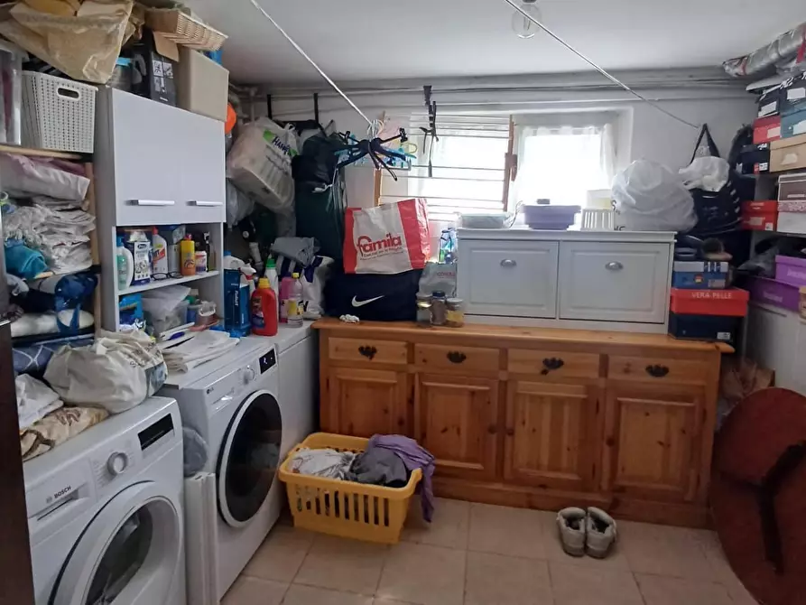 Immagine 33 di Trilocale in vendita  a Medesano