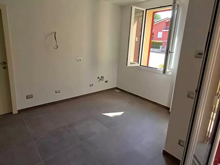 Immagine 10 di Quadrilocale in vendita  a Medesano