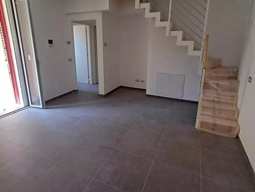 Immagine 6 di Trilocale in vendita  a Medesano