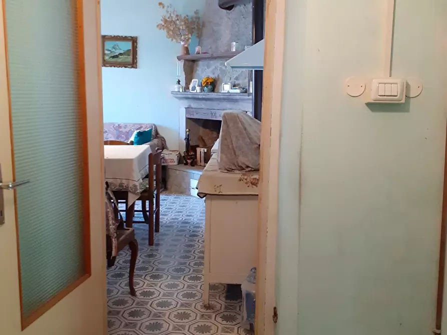 Immagine 13 di Terratetto in vendita  a Terenzo