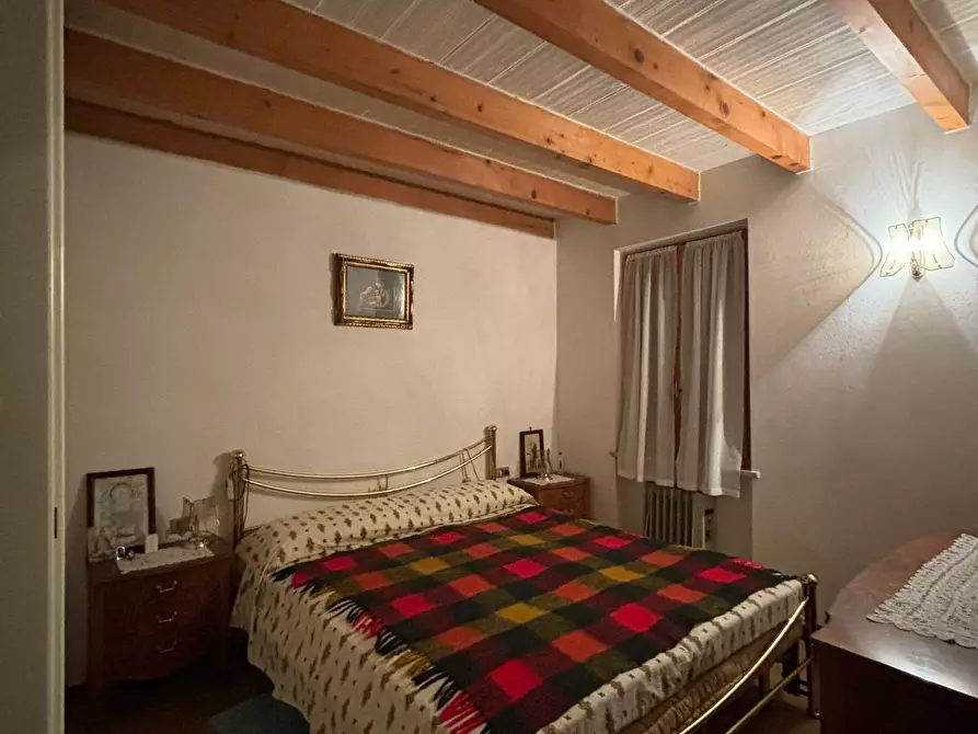 Immagine 13 di Porzione di casa in vendita  a Terenzo