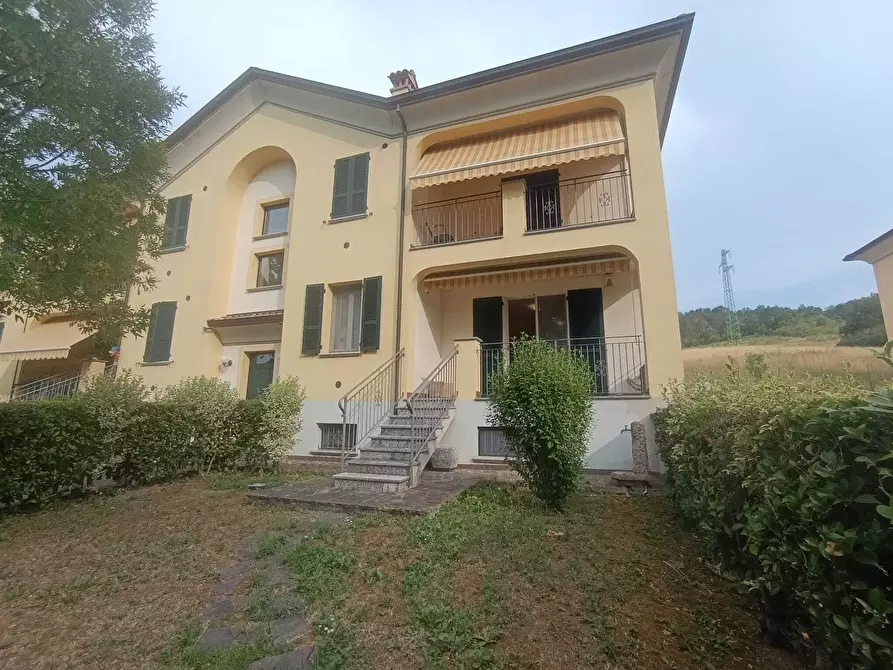 Immagine 1 di Trilocale in vendita  a Fornovo Di Taro