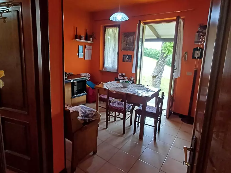 Immagine 9 di Casa indipendente in vendita  a Valmozzola