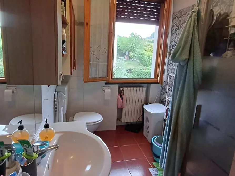 Immagine 23 di Trilocale in vendita  a Traversetolo