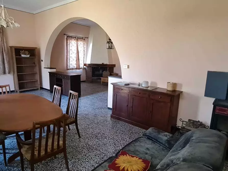 Immagine 6 di Casa indipendente in vendita  a Borgo Val Di Taro