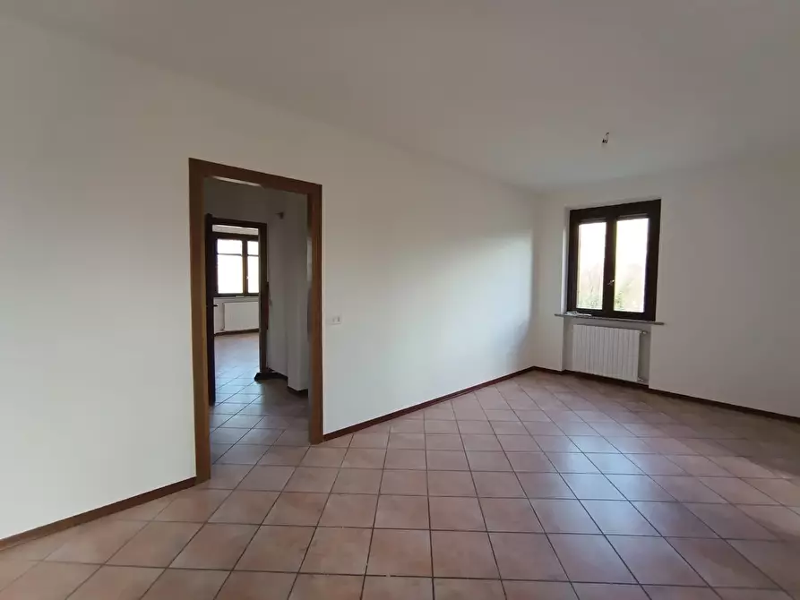 Immagine 9 di Trilocale in vendita  a Varano De' Melegari