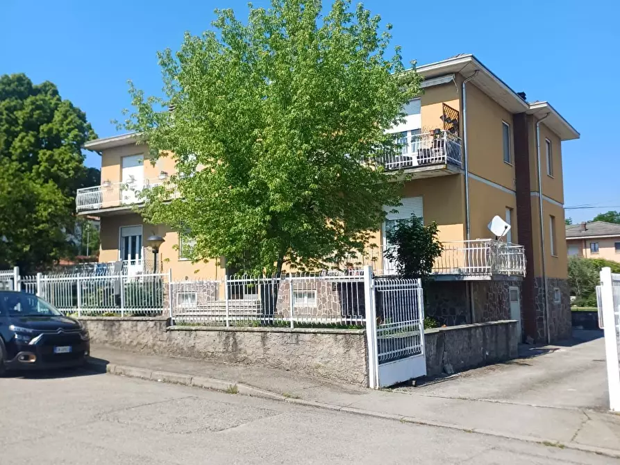 Immagine 1 di Trilocale in vendita  a Medesano