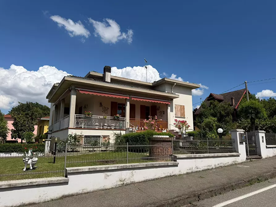 Immagine 4 di Casa indipendente in vendita  a Collecchio