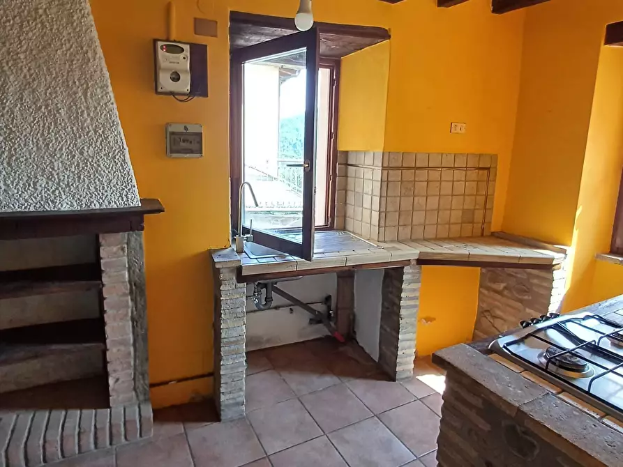 Immagine 15 di Porzione di casa in vendita  a Solignano