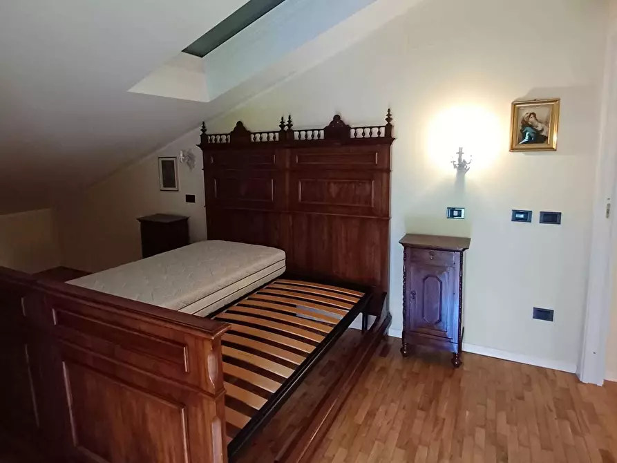 Immagine 27 di Casa bifamiliare in vendita  a Varano De' Melegari