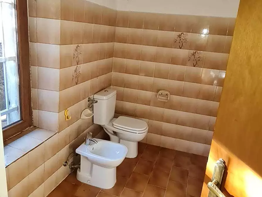 Immagine 25 di Casa indipendente in vendita  a Borgo Val Di Taro