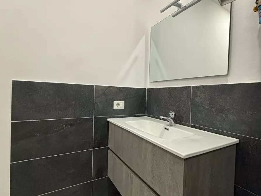 Immagine 14 di Bilocale in affitto  a Fornovo Di Taro