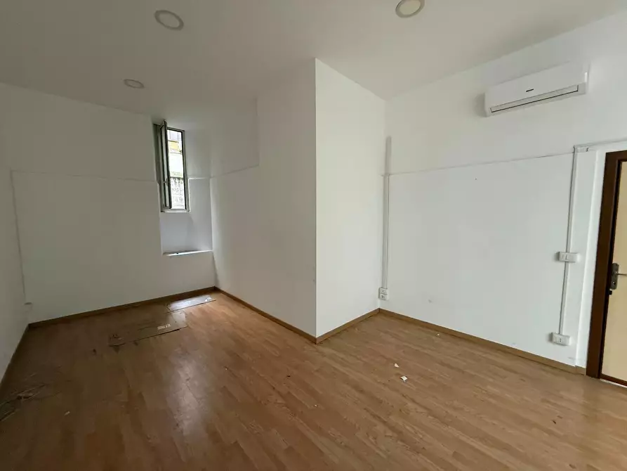 Immagine 16 di Quadrilocale in vendita  in Via Cavour 47 a Roma