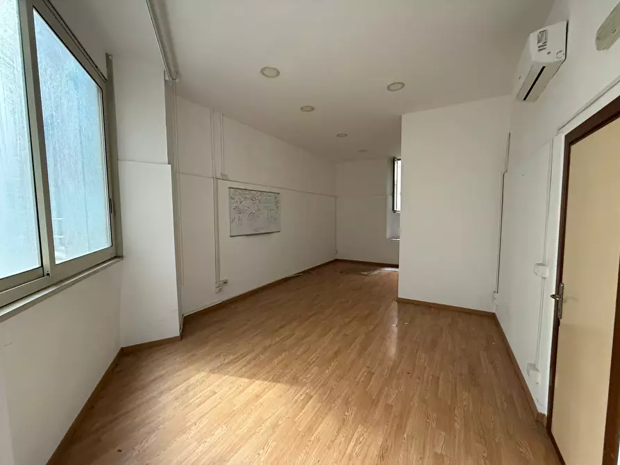 Immagine 14 di Quadrilocale in vendita  in Via Cavour 47 a Roma