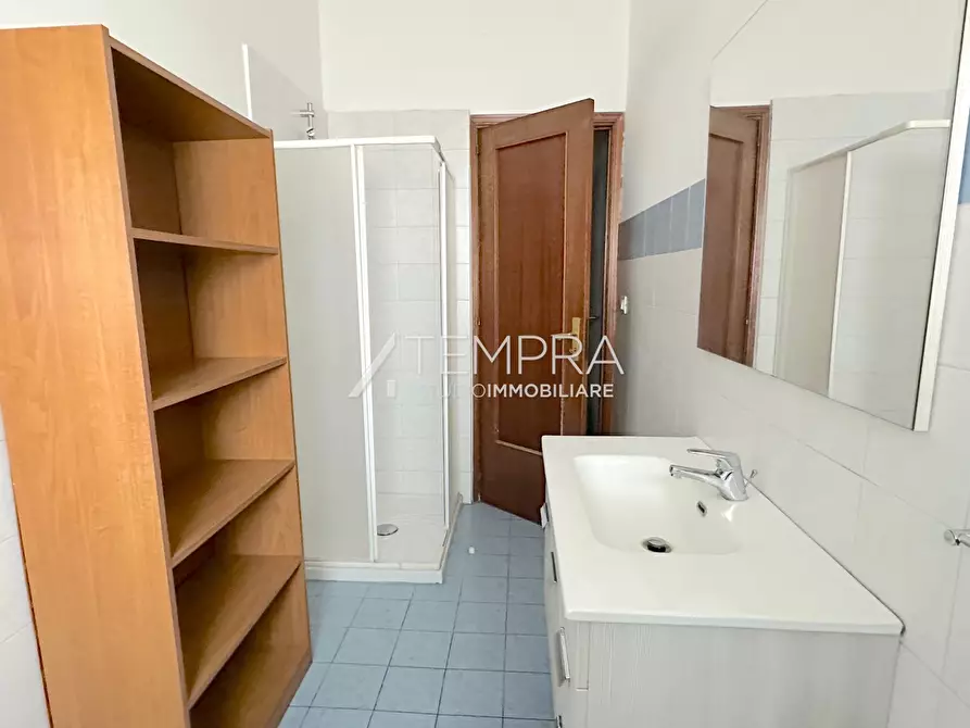 Immagine 10 di Appartamento in vendita  a Catania