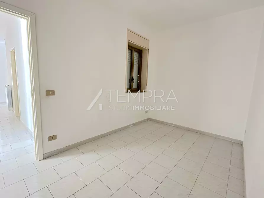 Immagine 15 di Appartamento in vendita  in Via Frans Kafka 1 a Adrano