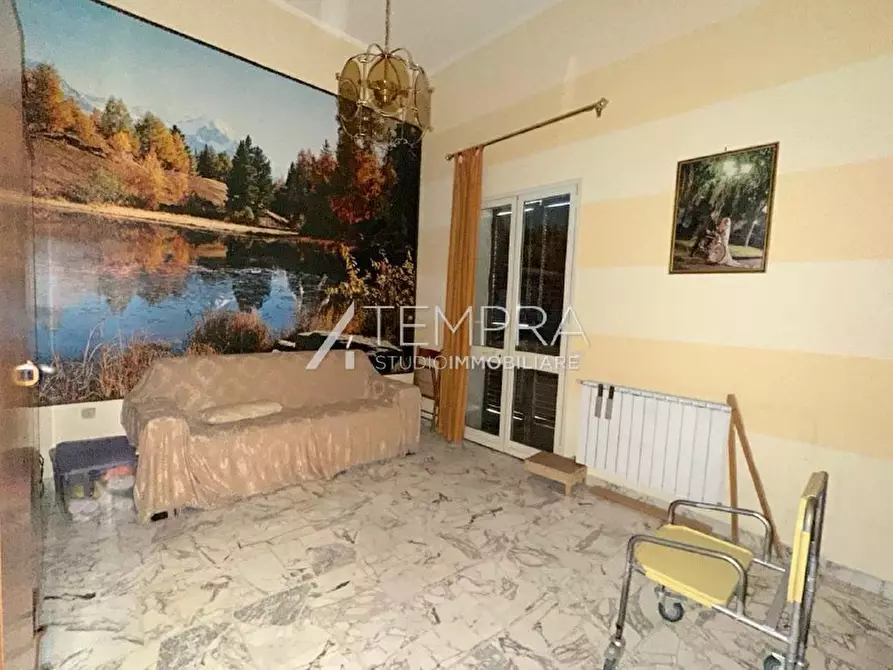 Immagine 24 di Casa indipendente in vendita  a Adrano