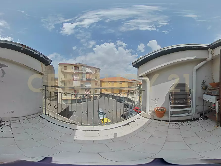 Immagine 51 di Quadrilocale in vendita  in Via Macello 86 a San Giovanni La Punta