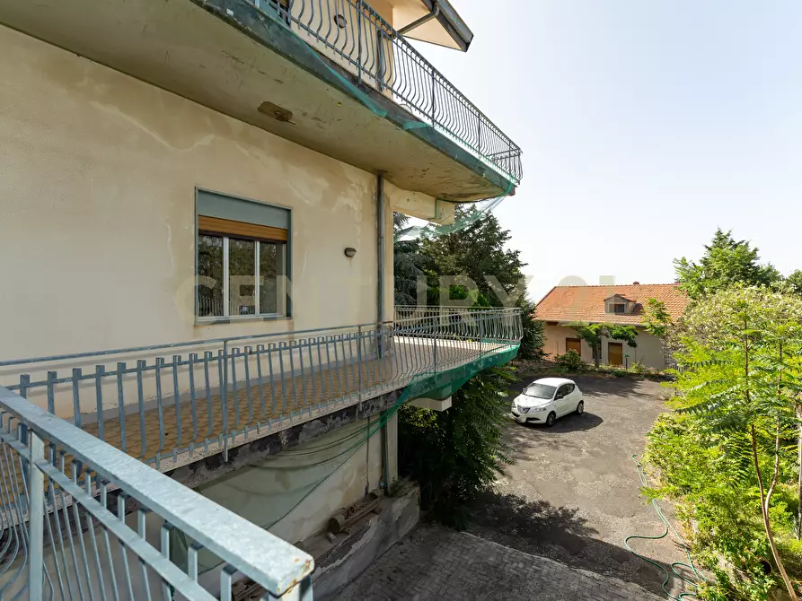 Immagine 77 di Villa in vendita  in Via Madonna del Carmelo 19 a Ragalna