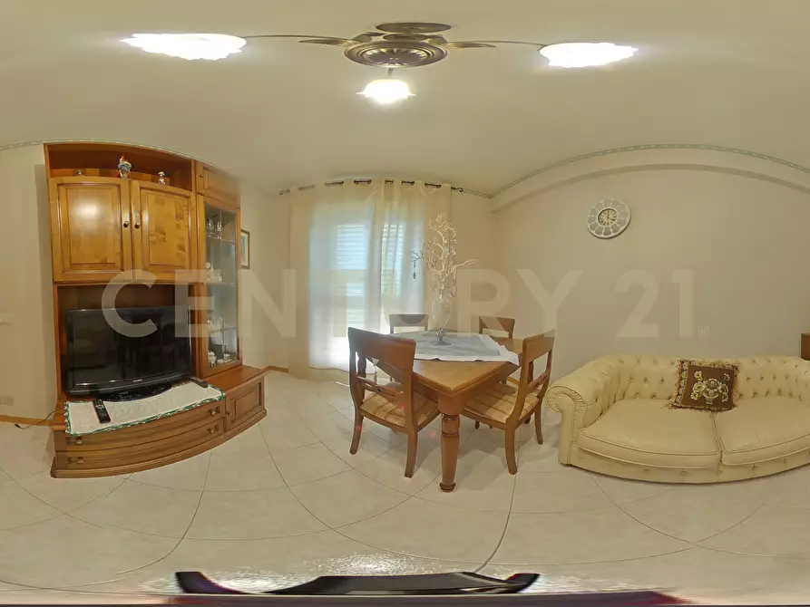 Immagine 30 di Casa indipendente in vendita  in Via Vampolieri 34m a Aci Catena