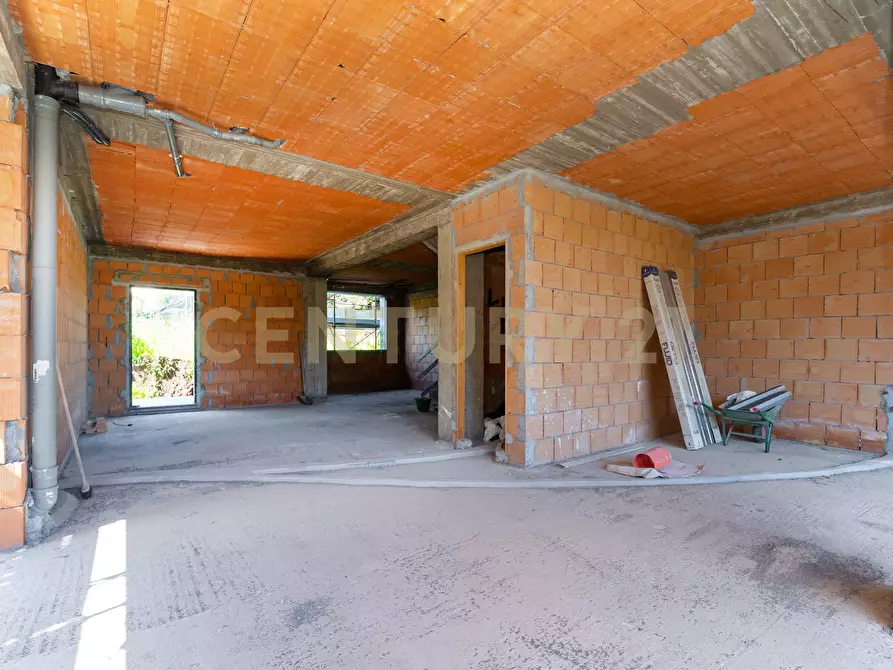 Immagine 5 di Casa bifamiliare in vendita  in Via Alessandro Manzoni 72 a Valverde