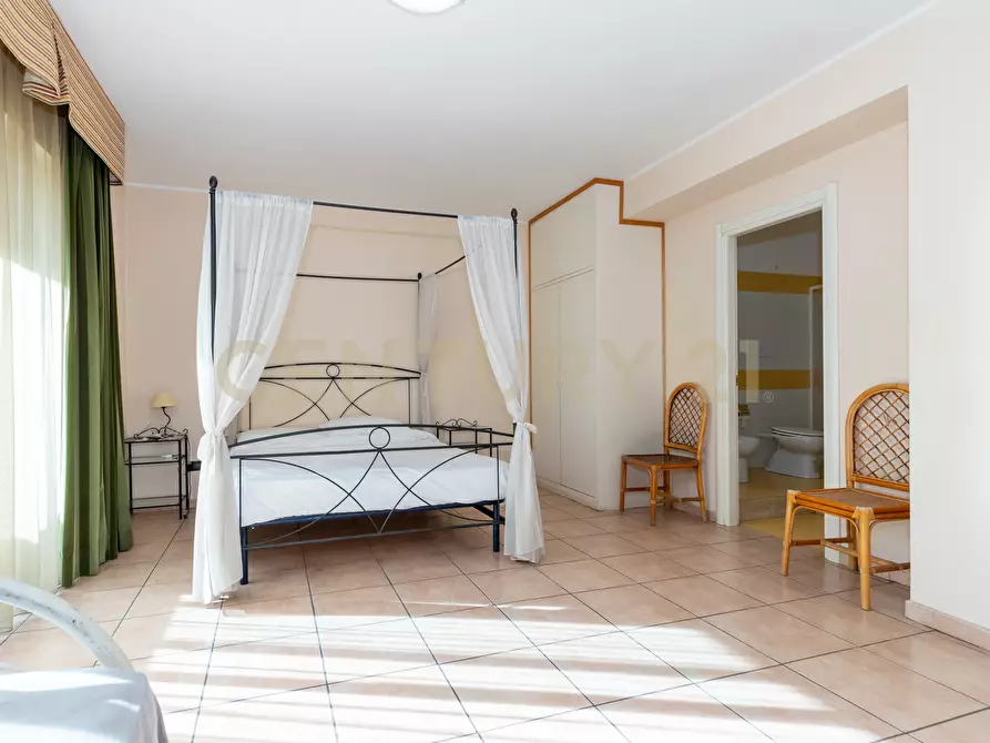 Immagine 60 di Casa indipendente in vendita  in Via Consolare Valeria 220 a Sant'alessio Siculo