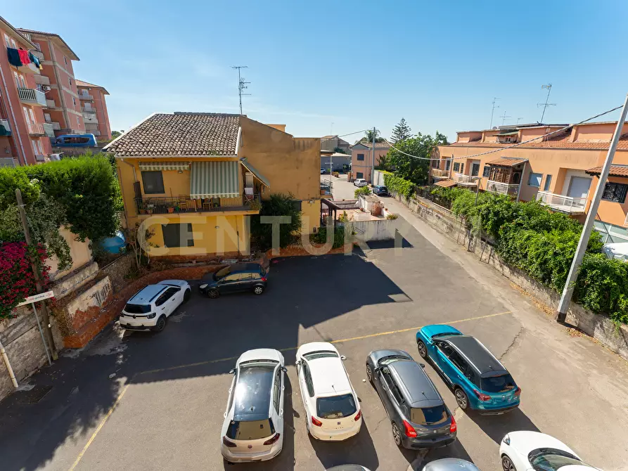 Immagine 57 di Palazzo in vendita  in Via Sebastiano Catania 284 a Catania