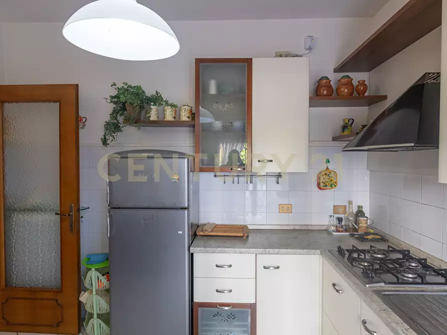 Immagine 10 di Quadrilocale in vendita  in Via Bartoli 5 a Follonica