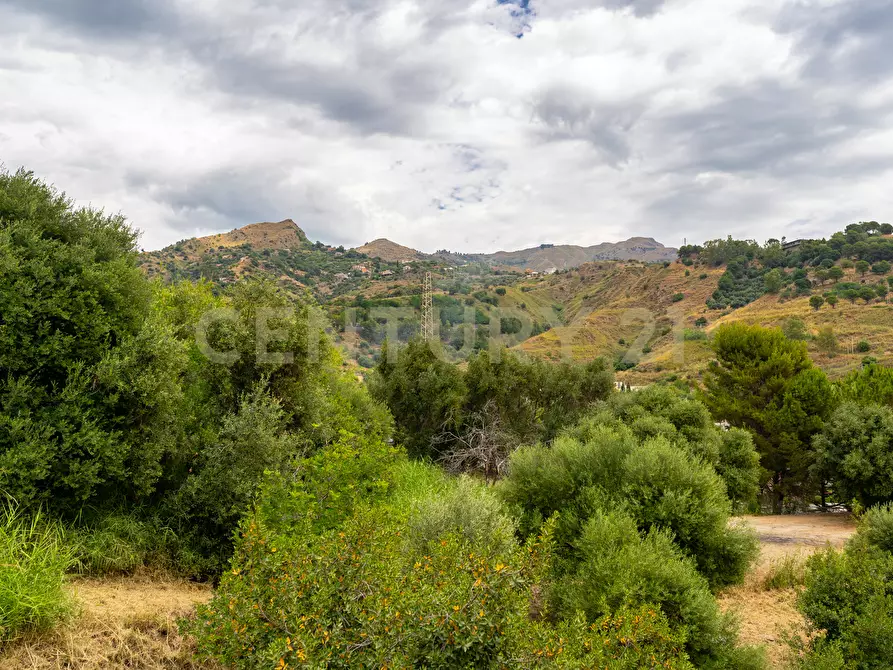 Immagine 8 di Appartamento in vendita  in Via Erice 3 a Giardini-Naxos