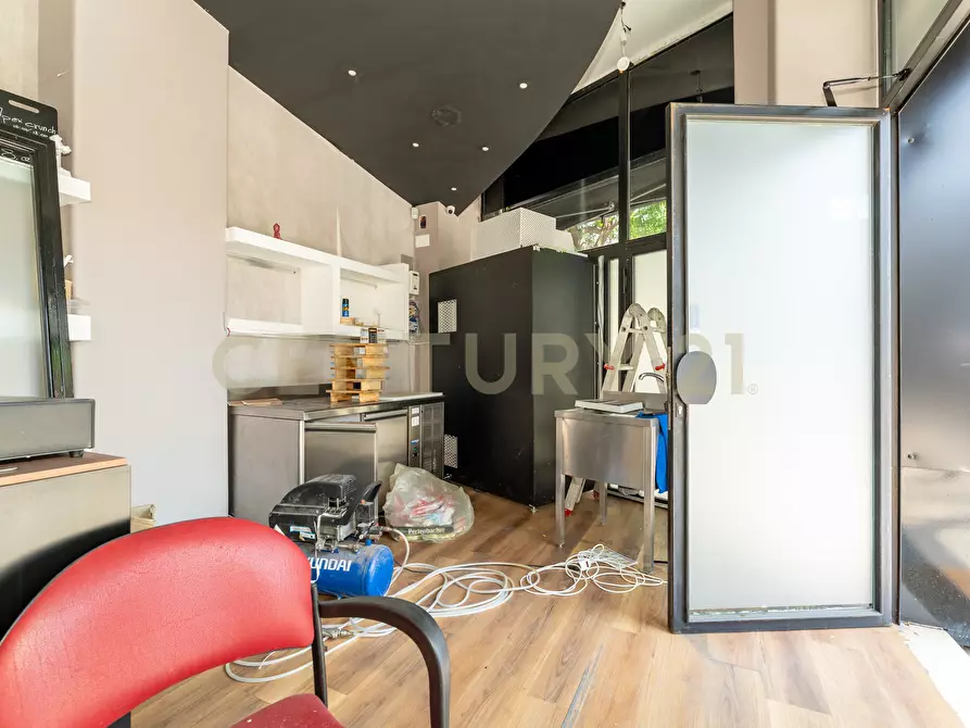 Immagine 11 di Bar / Ristorante in vendita  in Corso delle Province 43 a Catania