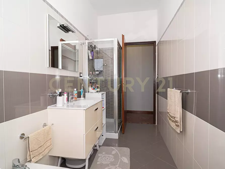 Immagine 16 di Appartamento in vendita  in Via delle Robinie 4 a Catania