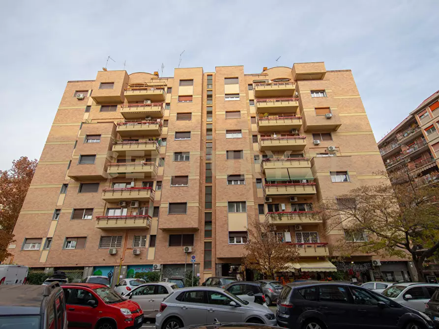 Immagine 29 di Bilocale in vendita  in Via Giovanni Caselli 11 a Roma