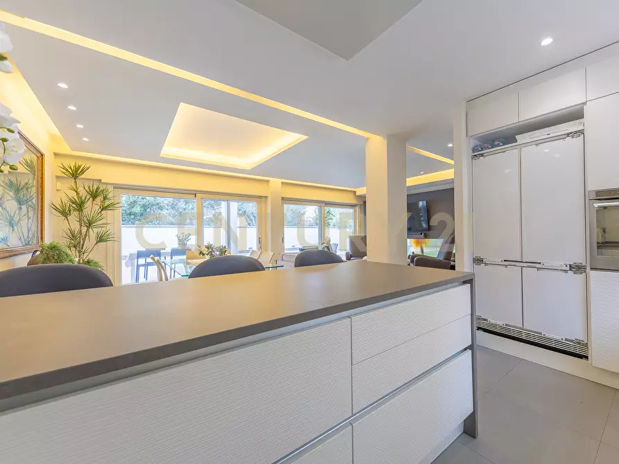 Immagine 45 di Villa in affitto  in Via Bedollo 117 a Roma