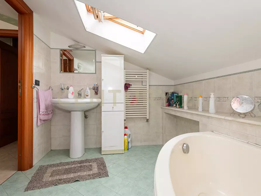 Immagine 33 di Casa indipendente in vendita  in Via Ulivi 89 a San Gregorio Di Catania