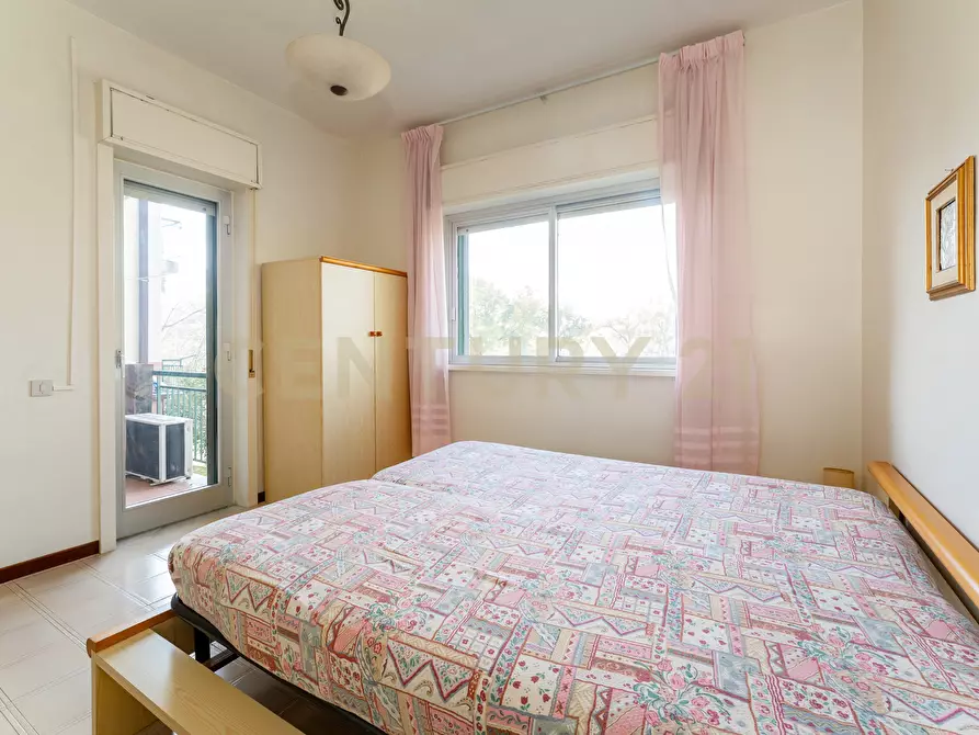 Immagine 28 di Bilocale in vendita  in Via Porticato 17 a Giardini-Naxos