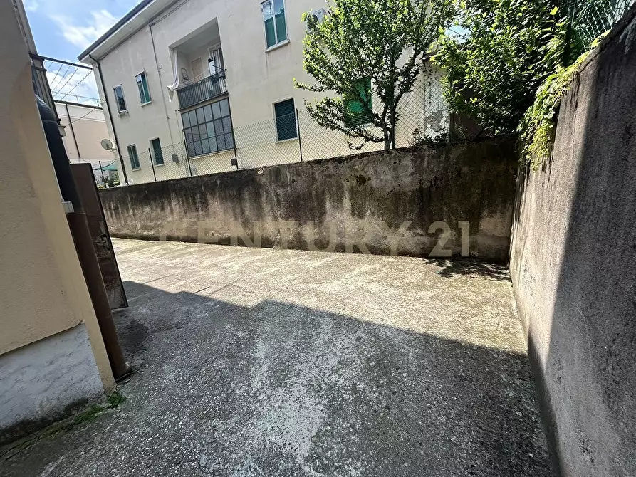 Immagine 4 di Garage in vendita  in Via Claudio Ridolfi 10 a Verona