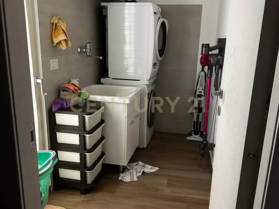 Immagine 10 di Porzione di casa in vendita  in Via delle Gemme 29 a Catania