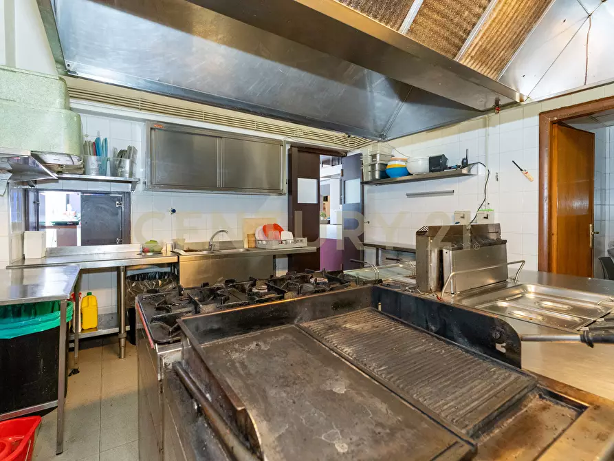 Immagine 24 di Casa indipendente in vendita  in Via Giuseppe Garibaldi 68-70-72 a Nicolosi