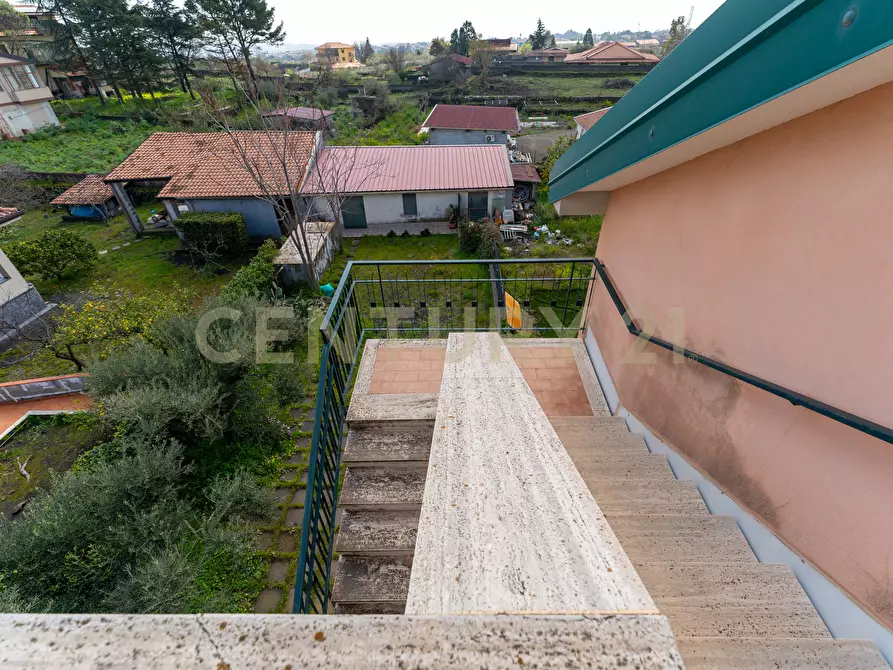 Immagine 56 di Casa bifamiliare in vendita  in Via Benedetto Croce 6 a Pedara
