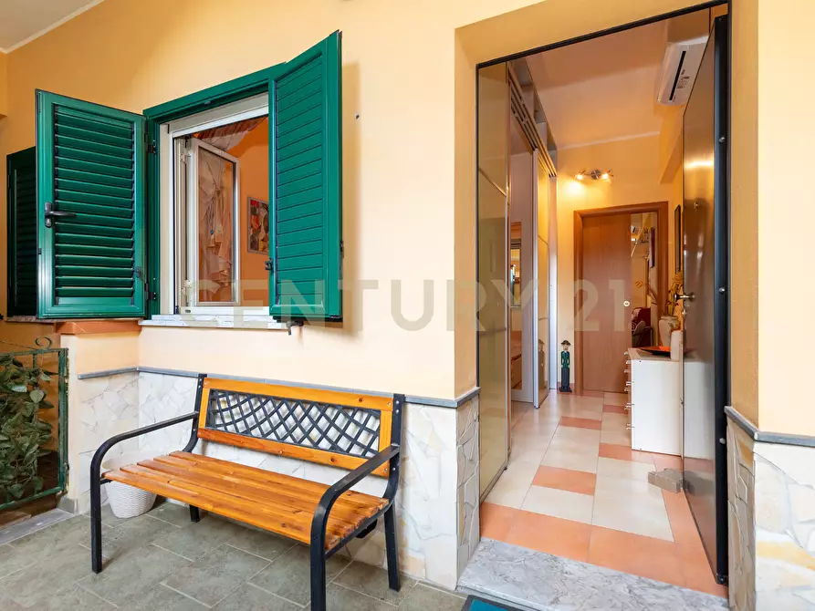 Immagine 35 di Bilocale in vendita  in Via Lungomare 2 a Sant'alessio Siculo