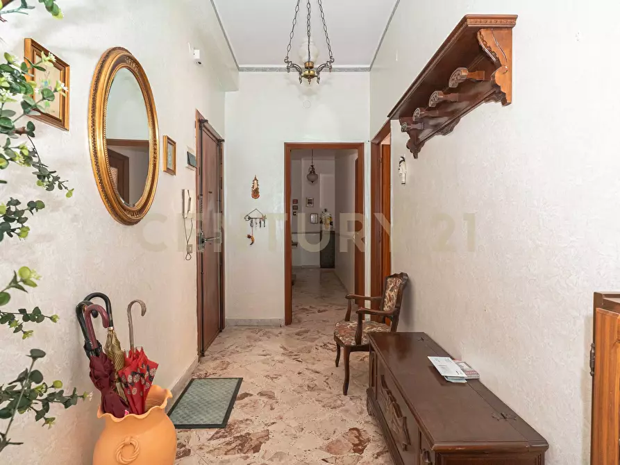 Immagine 6 di Pentalocale in vendita  in Via Catania 42 a Enna