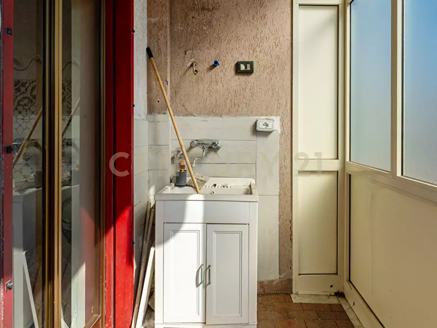 Immagine 31 di Trilocale in vendita  in Via Firenze 112 a Aci Castello